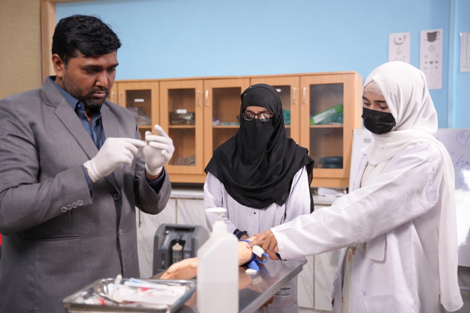 Laboratories & Practical Facilities